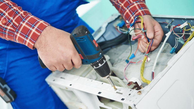 Gaziosmanpaşa Hitachi Hitachi çamaşır makinesi kart tamiri – Su almama arızası orijinal parça ile giderildi. - Teknik servis örneği